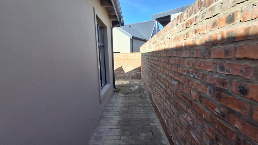3 Bedroom Property for Sale in Hartenbos Central Western Cape
